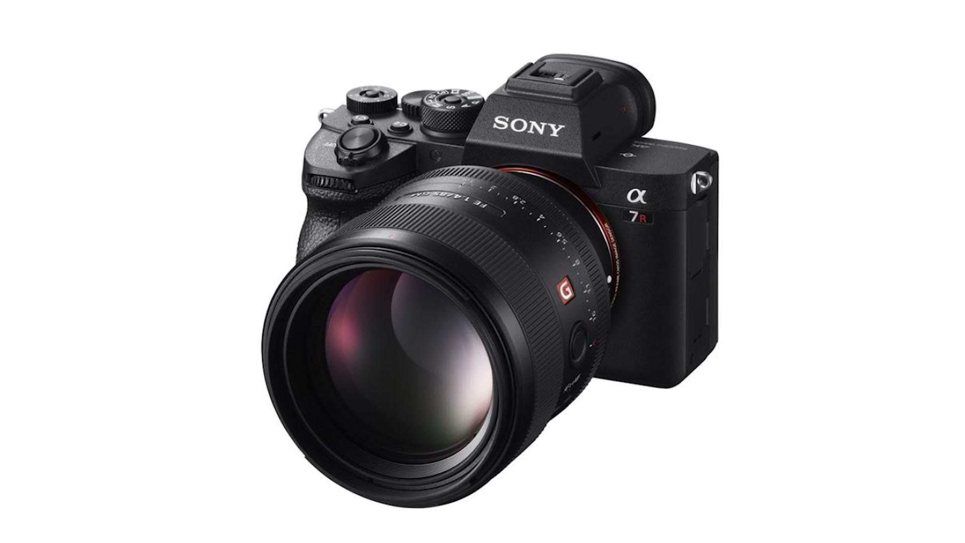 Sony a7R IV product render with a large G Master lens attached