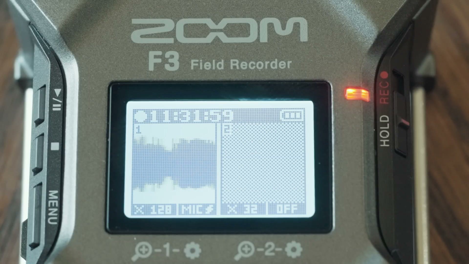 Close up of the Zoom F3 screen