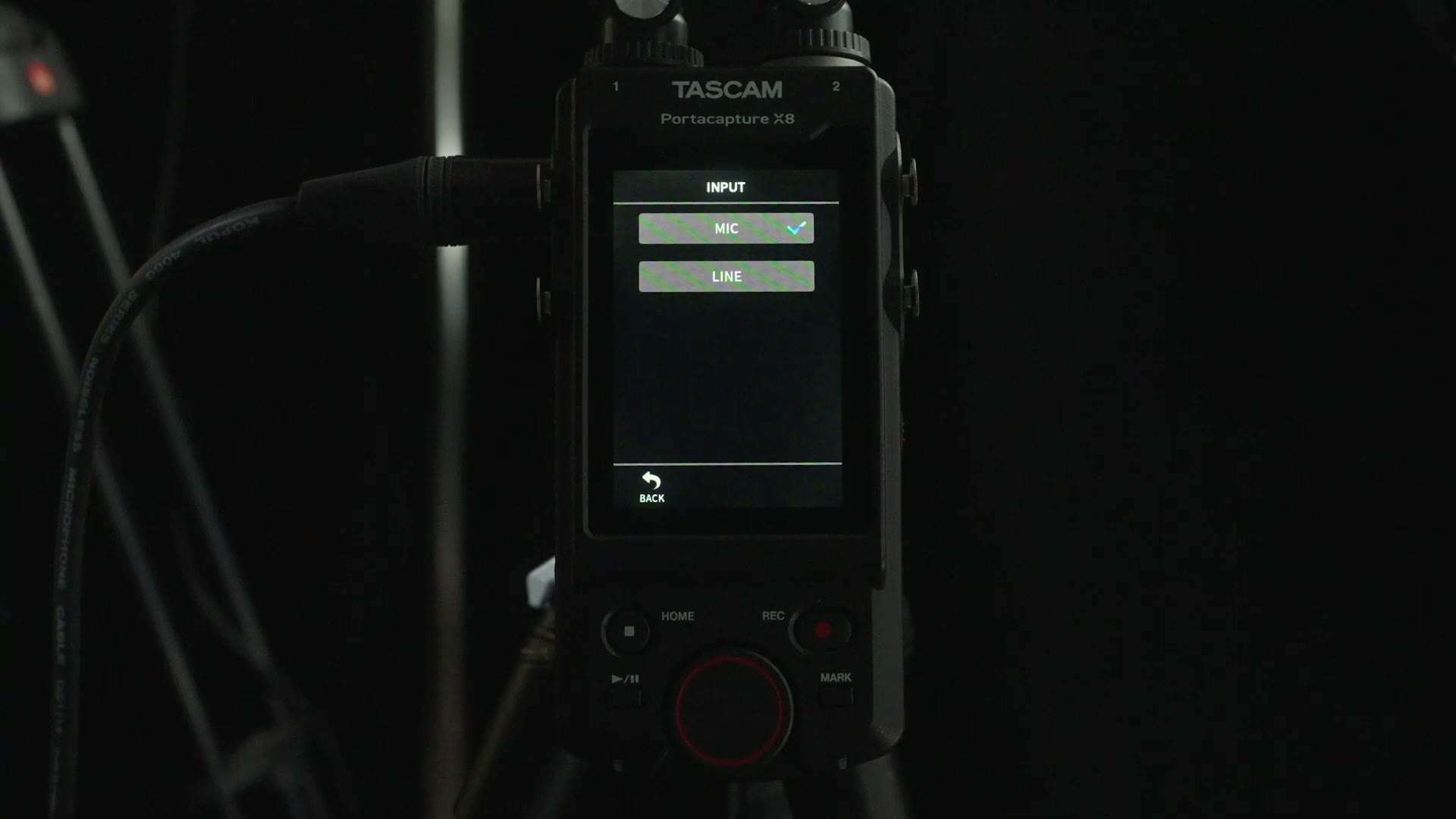 Mic versus line level selection