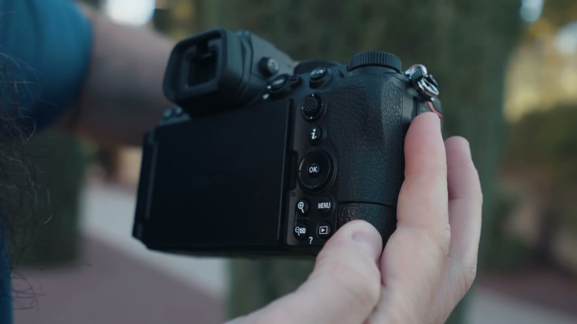 Close up of the back of the Nikon Z5ii showing the rear controls, the i button, the OK dial and the menu buttons