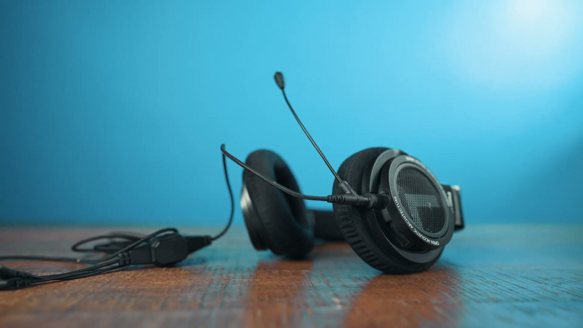 The Philips SHP9500 headphones with a boom microphone attached to the earcup