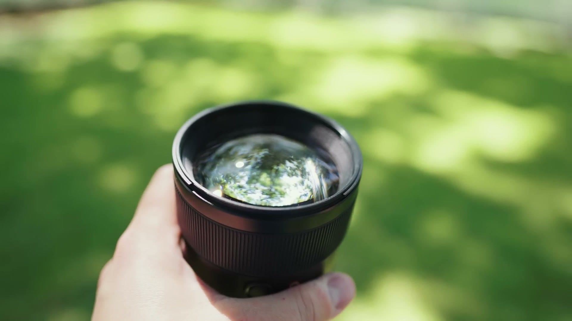 Close up of the front element of the Sony 135mm GM