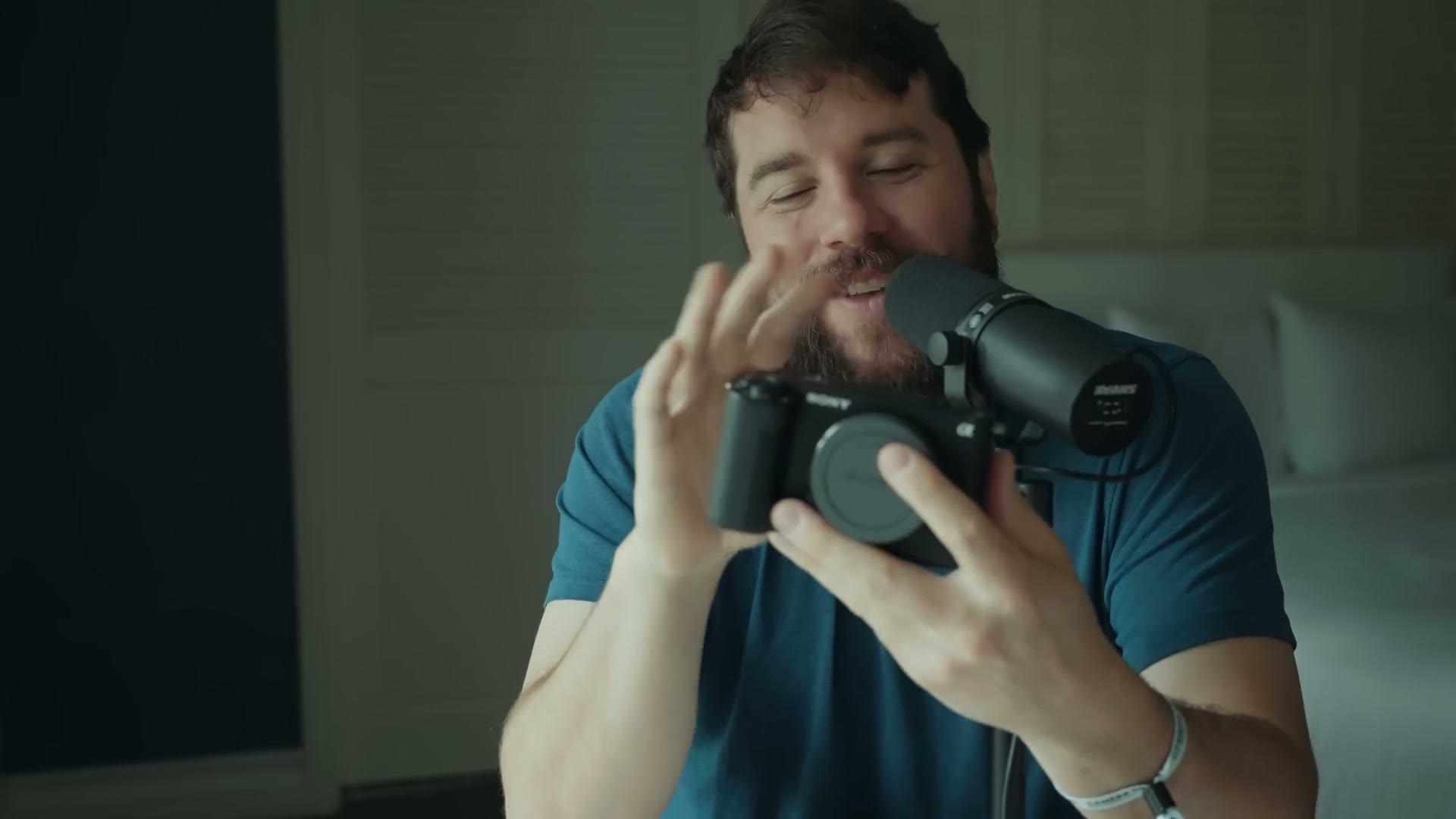 Matt Johnson showing that the ZV-E1 has no cooling fan anywhere on the body