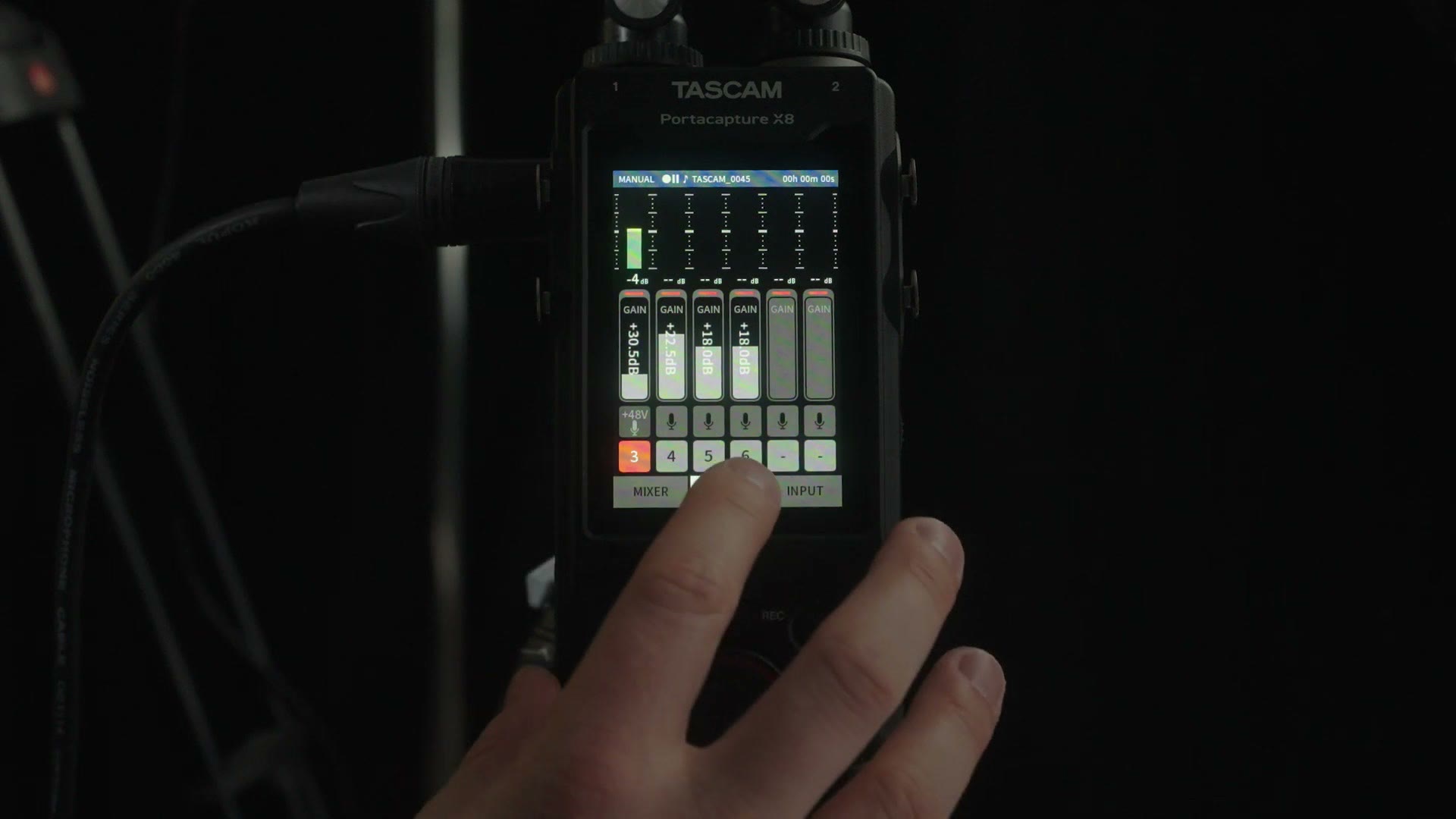 Tascam X8 mixer screen
