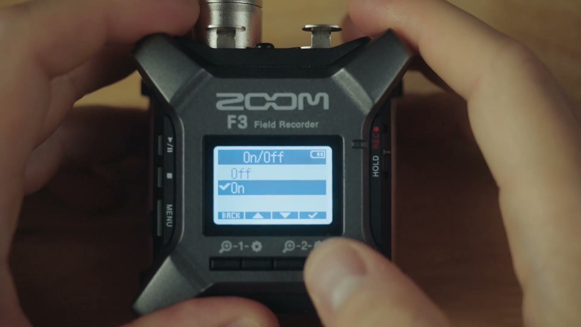 Zoom F3 On/Off menu with On selected for Input 1